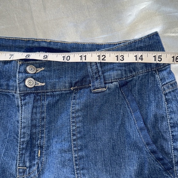 Bandalino Cropped Capri Jeans Tie Hems Stretch Cotton Embroidered Pockets Sz 8 - Picture 7 of 9